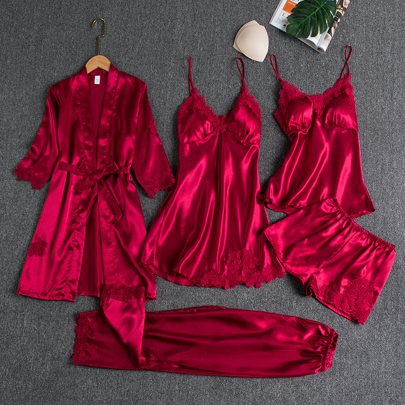 SOPHIA | FIVE-PIECE LACE NIGHTWEAR SET Bennet & Stone London