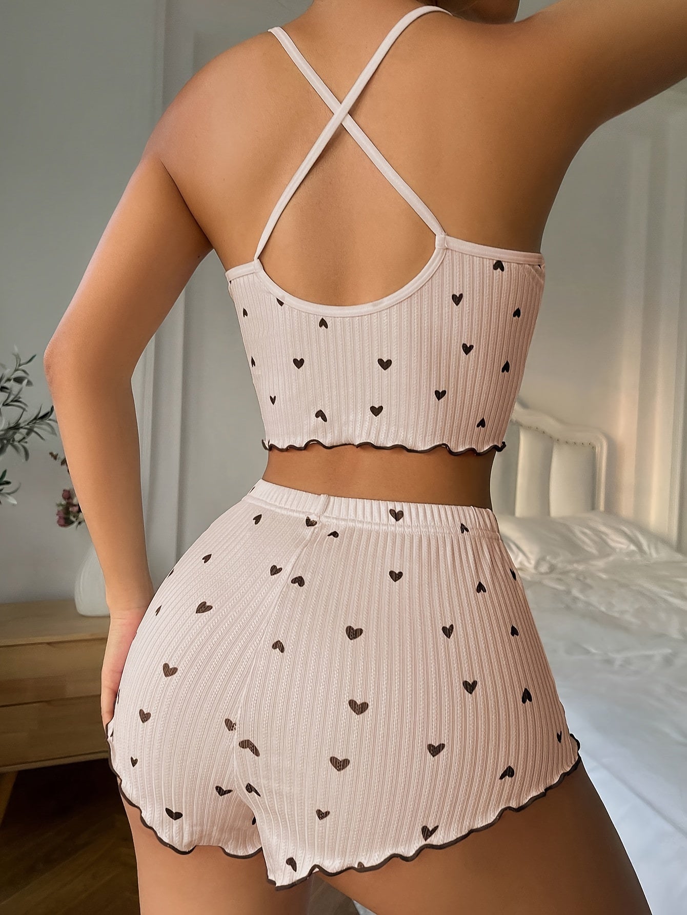 CLAIRE | HEART PRINT RUFFLE TRIM PAJAMA SET Bennet & Stone London