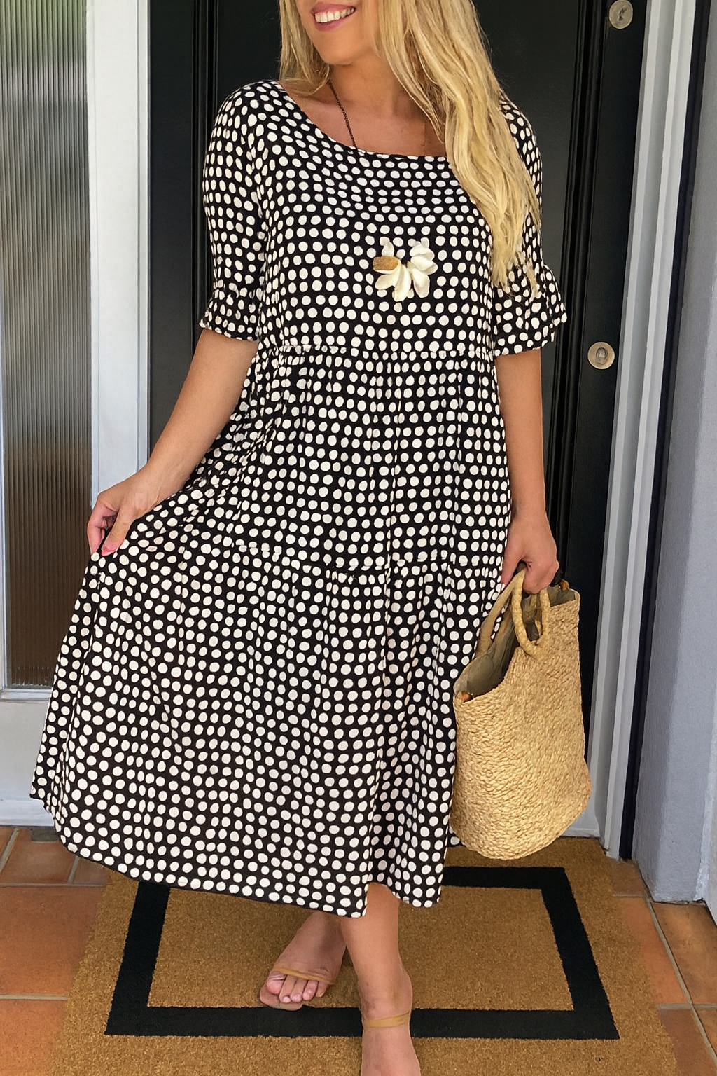 IRIS | SABLE SHORT-SLEEVE MIDI DRESS Bennet & Stone London