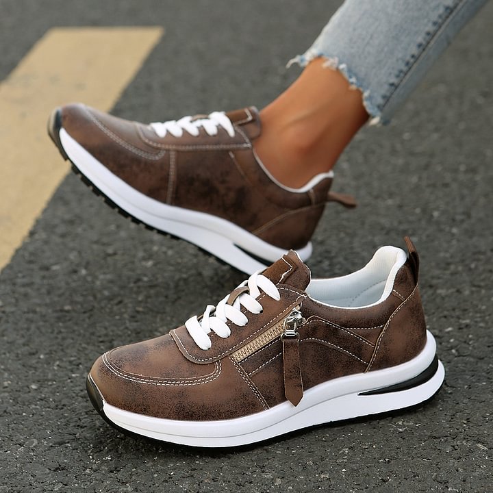 CAROLINE | STYLISH COMFORT TRAINERS Bennet & Stone London