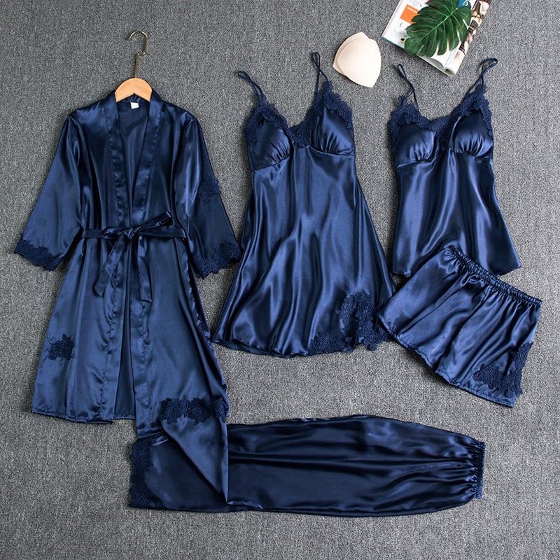 SOPHIA | FIVE-PIECE LACE NIGHTWEAR SET Bennet & Stone London