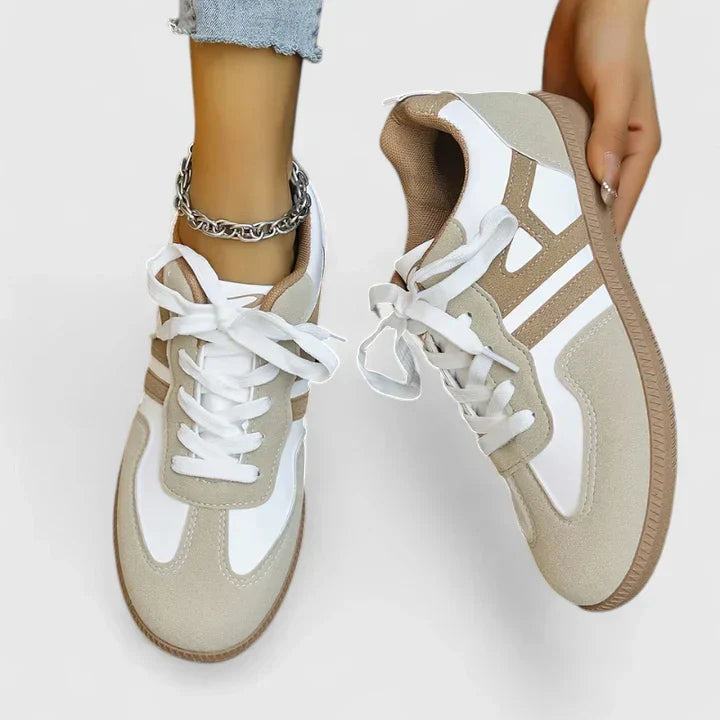 DELYZIAH | ORTHOPAEDIC SNEAKERS Bennet & Stone London