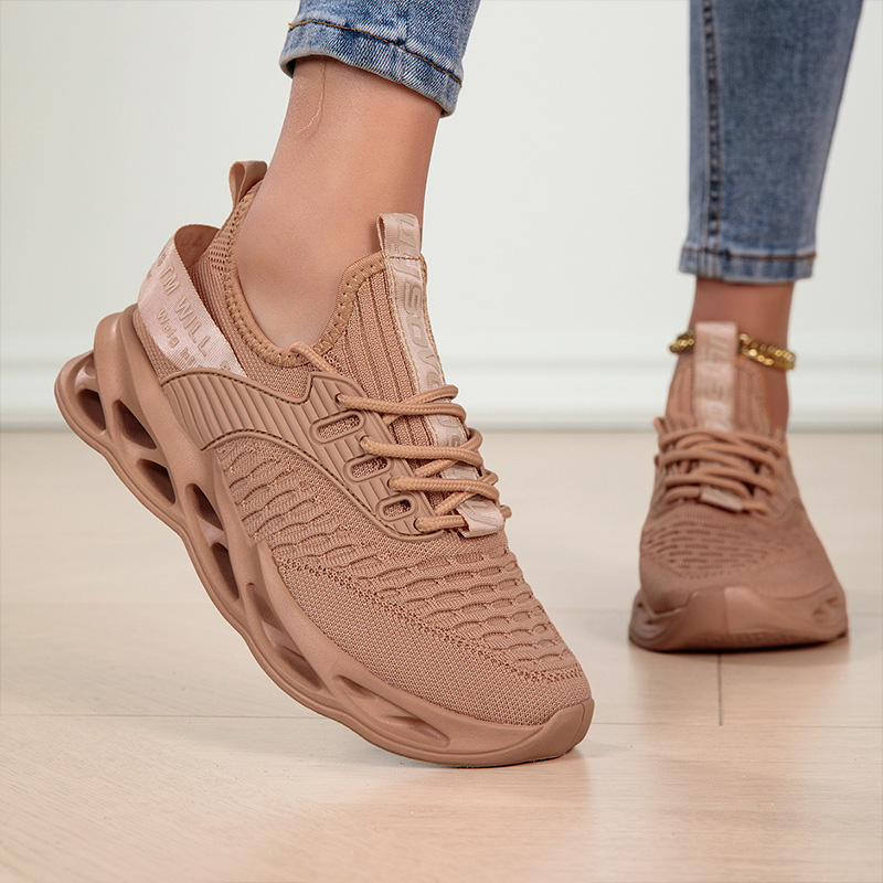 BRIANNA | ORTHOPAEDIC SNEAKERS Bennet & Stone London