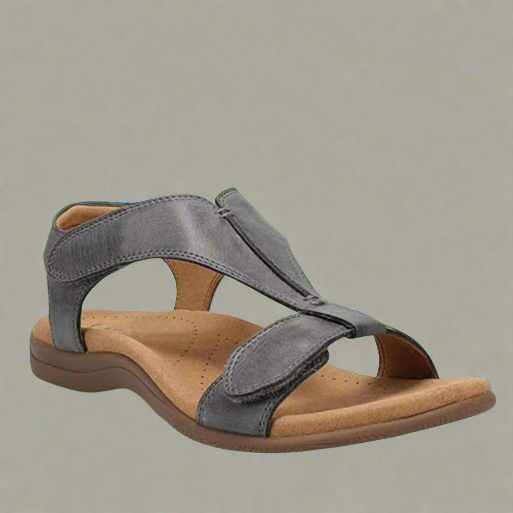 Elsbeth | Comfortabele sandalen van premium materiaal voor binnen en buiten Bennet & Stone London
