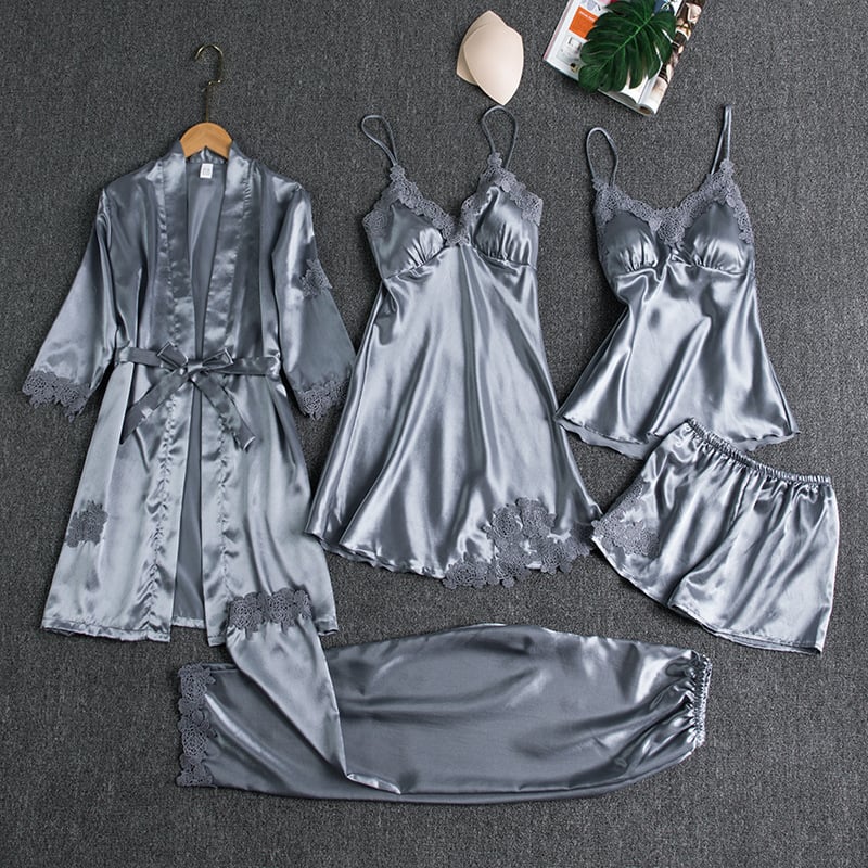 REBECCA | 5-PIECE SILK LACE NIGHTWEAR SET Bennet & Stone London