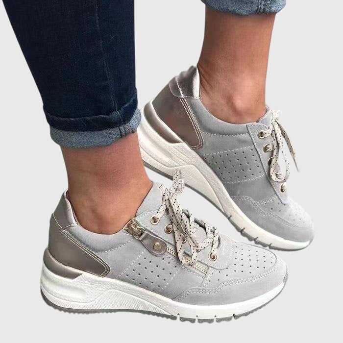 MADDIE | ORTHOPAEDIC SNEAKERS Bennet & Stone London