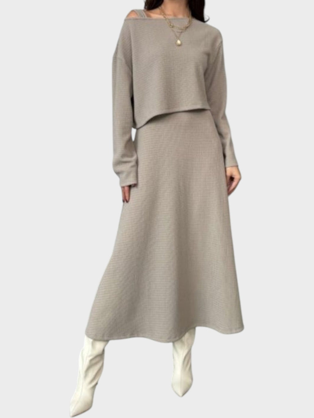 BETHANY | TWO-PIECE SET SWEATER AND DRESS Bennet & Stone London