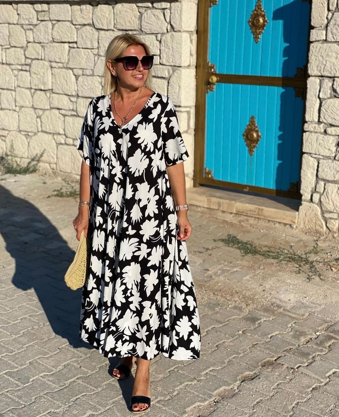 SHARON | ELEGANT DRESS WITH TUMMY COVERAGE Bennet & Stone London