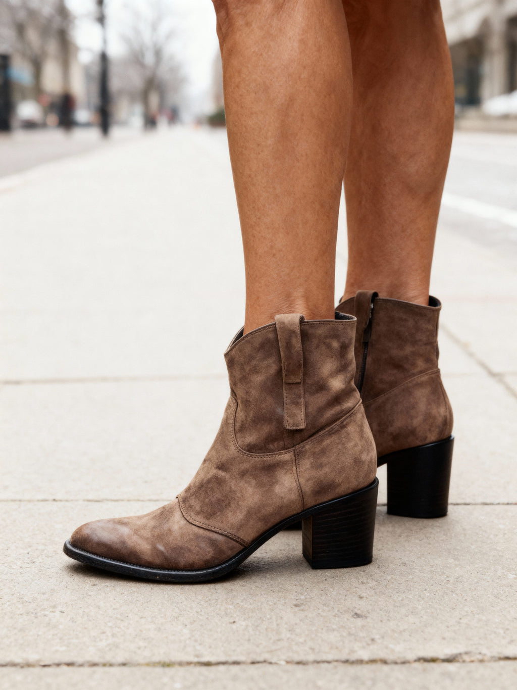 DELIA | COMFORT WIDE-HEEL BOOTS Bennet & Stone London