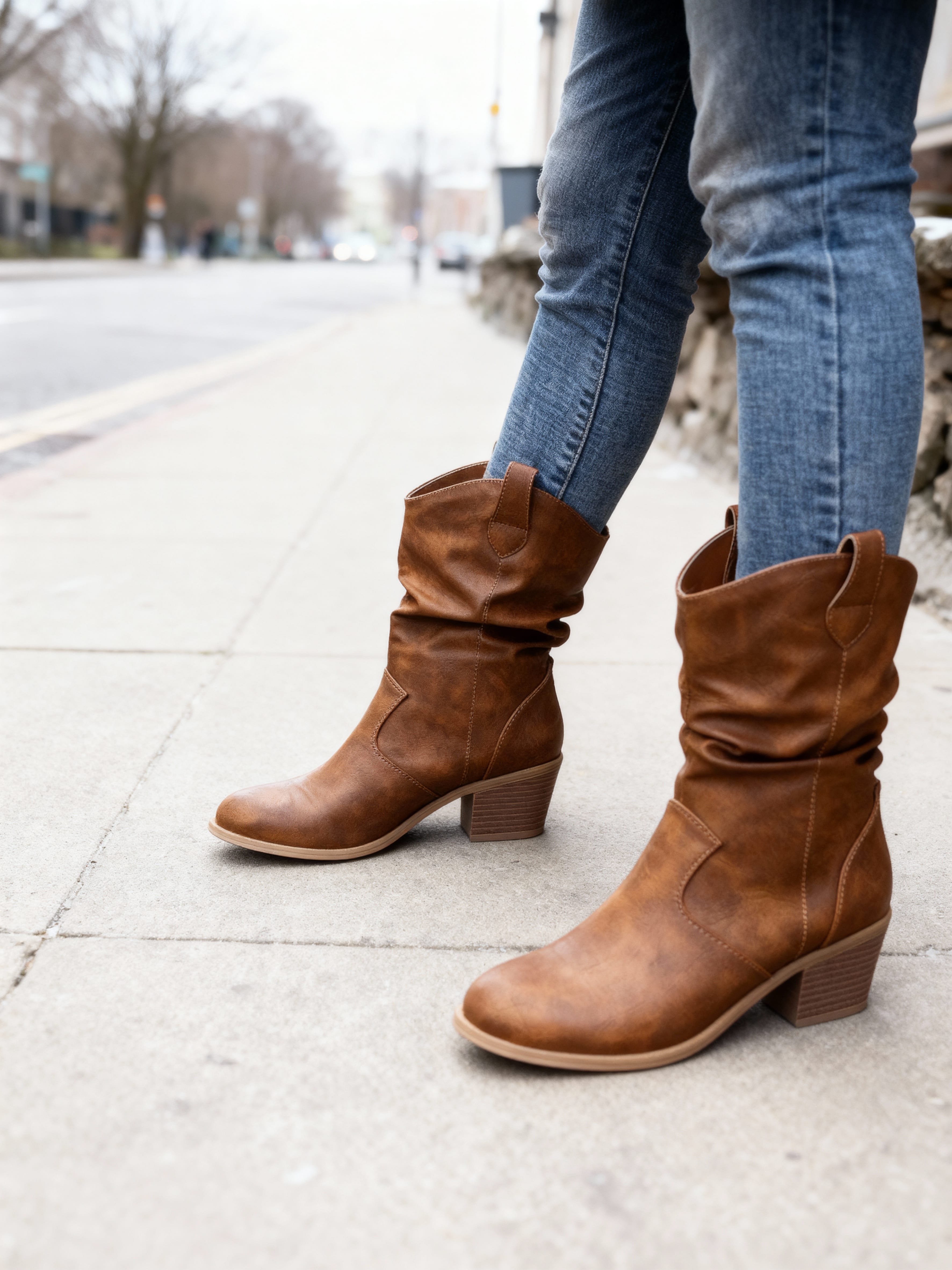 BETHANY | LEATHER LOOK WESTERN BOOTS Bennet & Stone London
