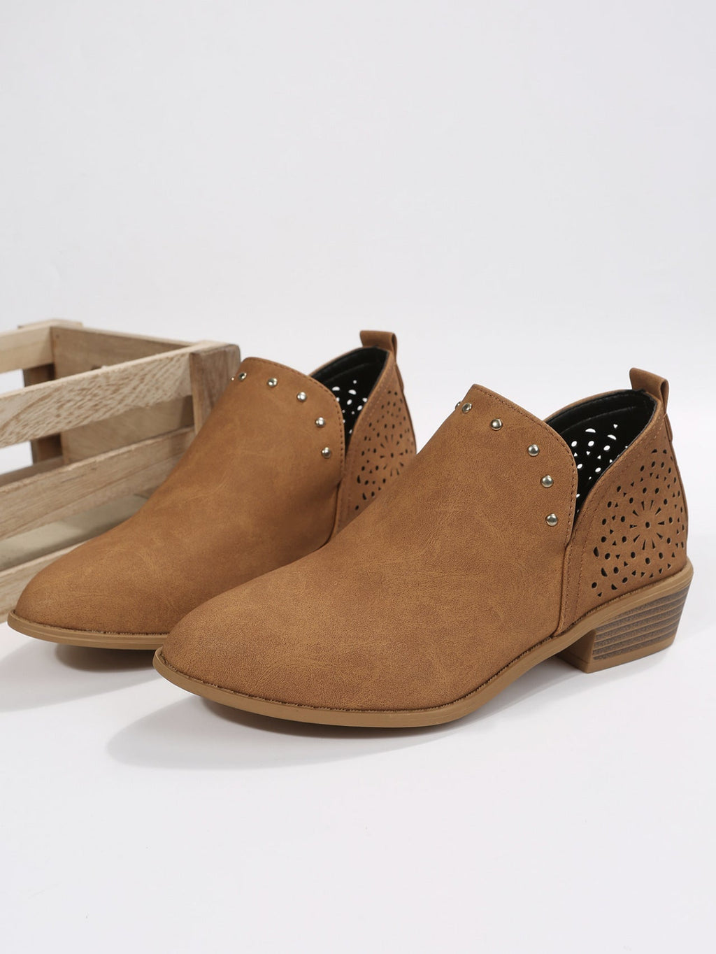  VIOLET | STYLISH EVERYDAY LOW BOOTS Bennet & Stone London