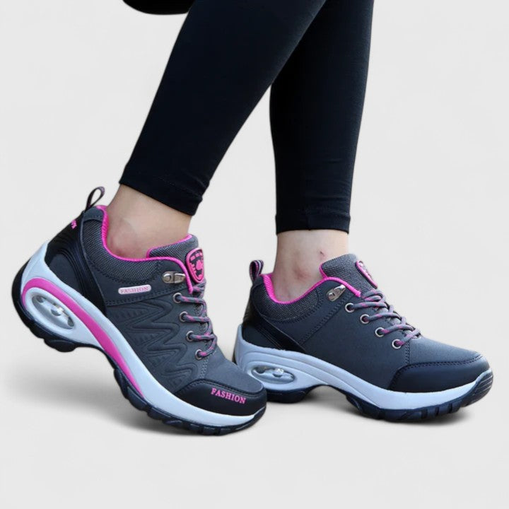 LESLIE | COMFORTABLE SNEAKERS Bennet & Stone London