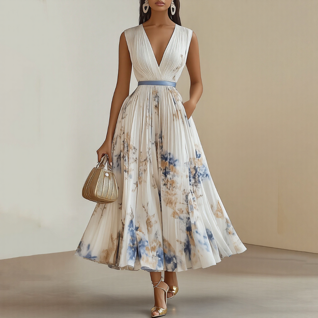 ELARA | DRESS WITH SOFT V-NECK Bennet & Stone London