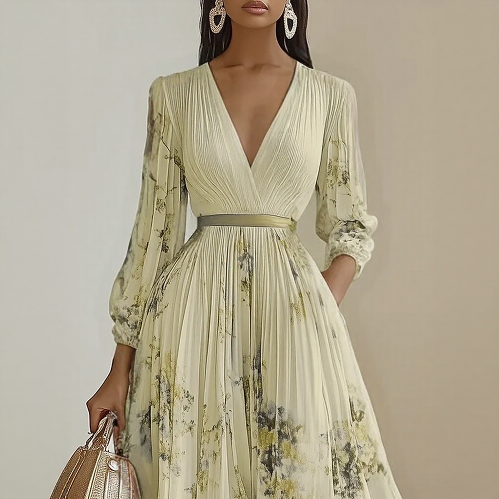 ELARA | DRESS WITH SOFT V-NECK Bennet & Stone London