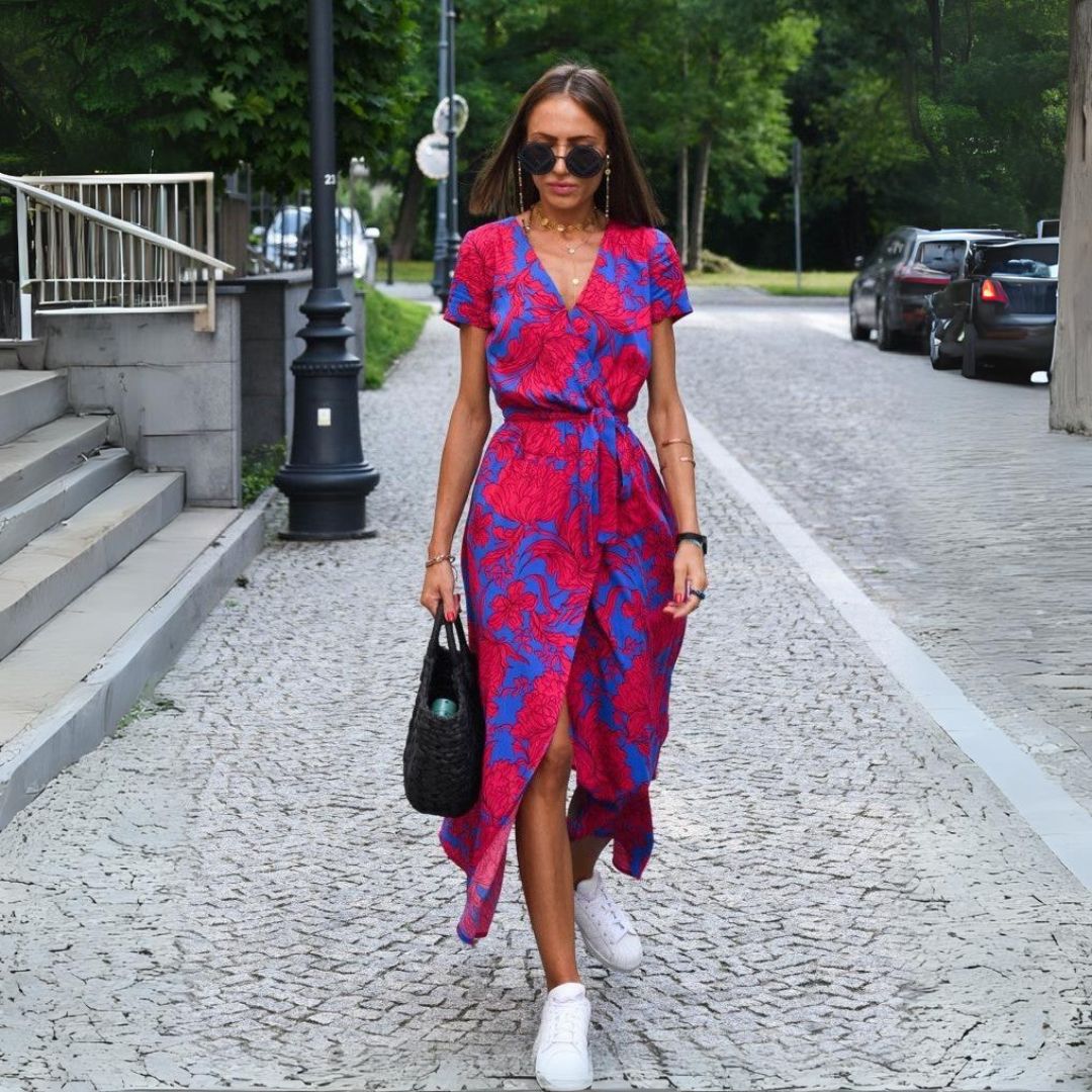 JOCELYN | AIRY FLORAL DRESS Bennet & Stone London