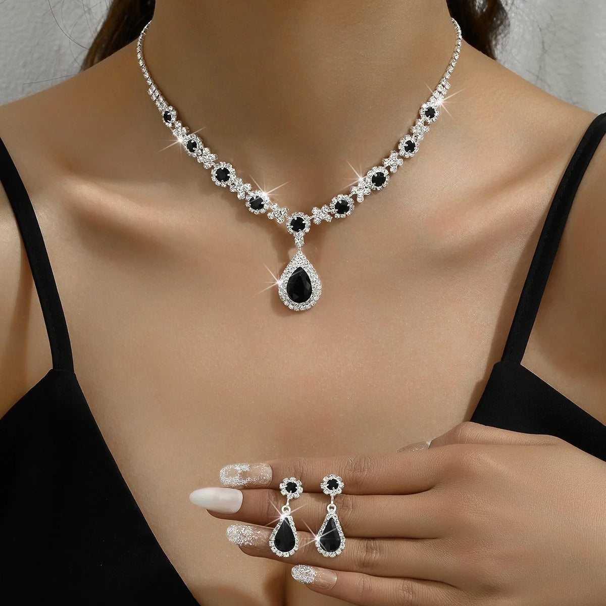 ISOBEL | EMERALD CRYSTAL NECKLACE & EARRING SET Bennet & Stone London