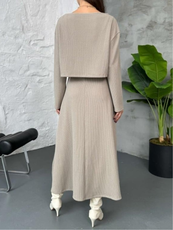 BETHANY | TWO-PIECE SET SWEATER AND DRESS Bennet & Stone London