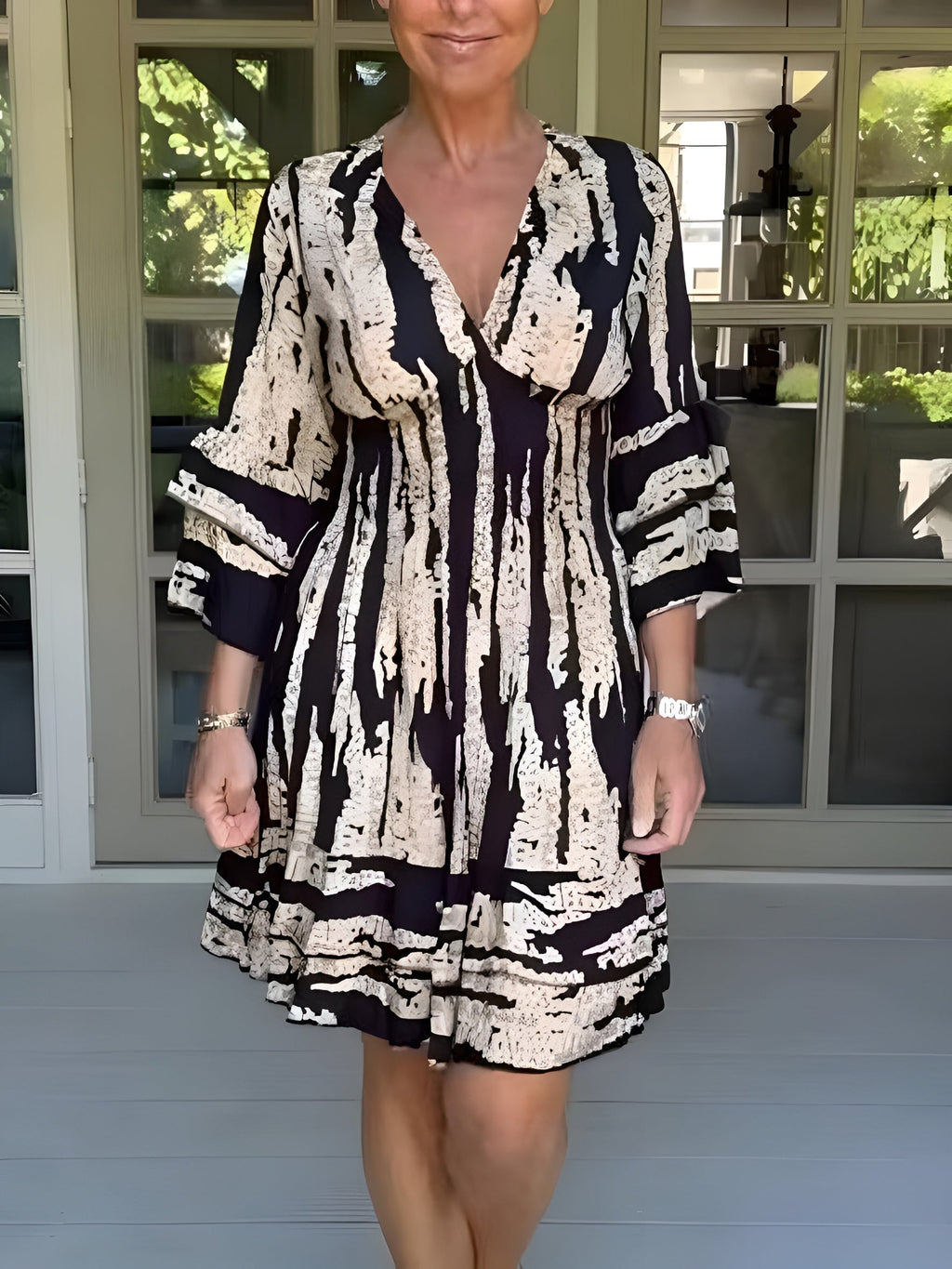 BEATRICE | LIGHTWEIGHT AND ELEGANT SUMMER DRESS Bennet & Stone London