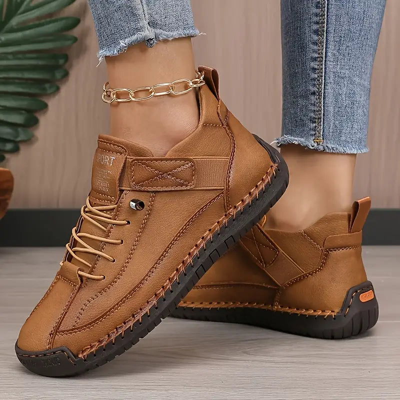 Elira – Comfort Sneakers Bennet & Stone London