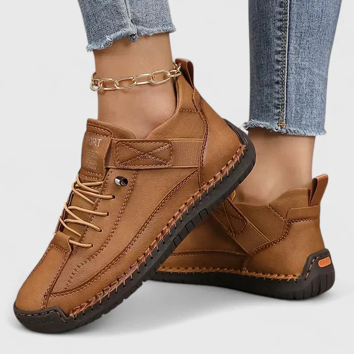 KYMBERLEIGH | ORTHOPAEDIC SNEAKERS Bennet & Stone London