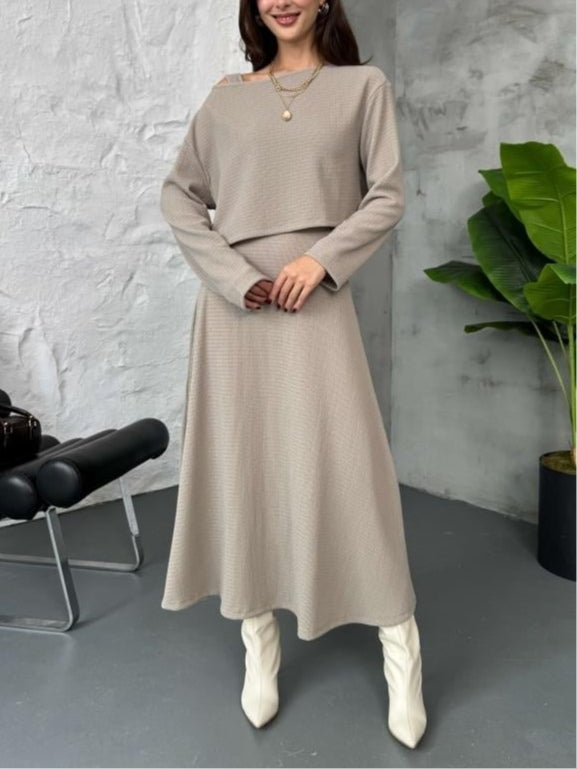 BETHANY | TWO-PIECE SET SWEATER AND DRESS Bennet & Stone London