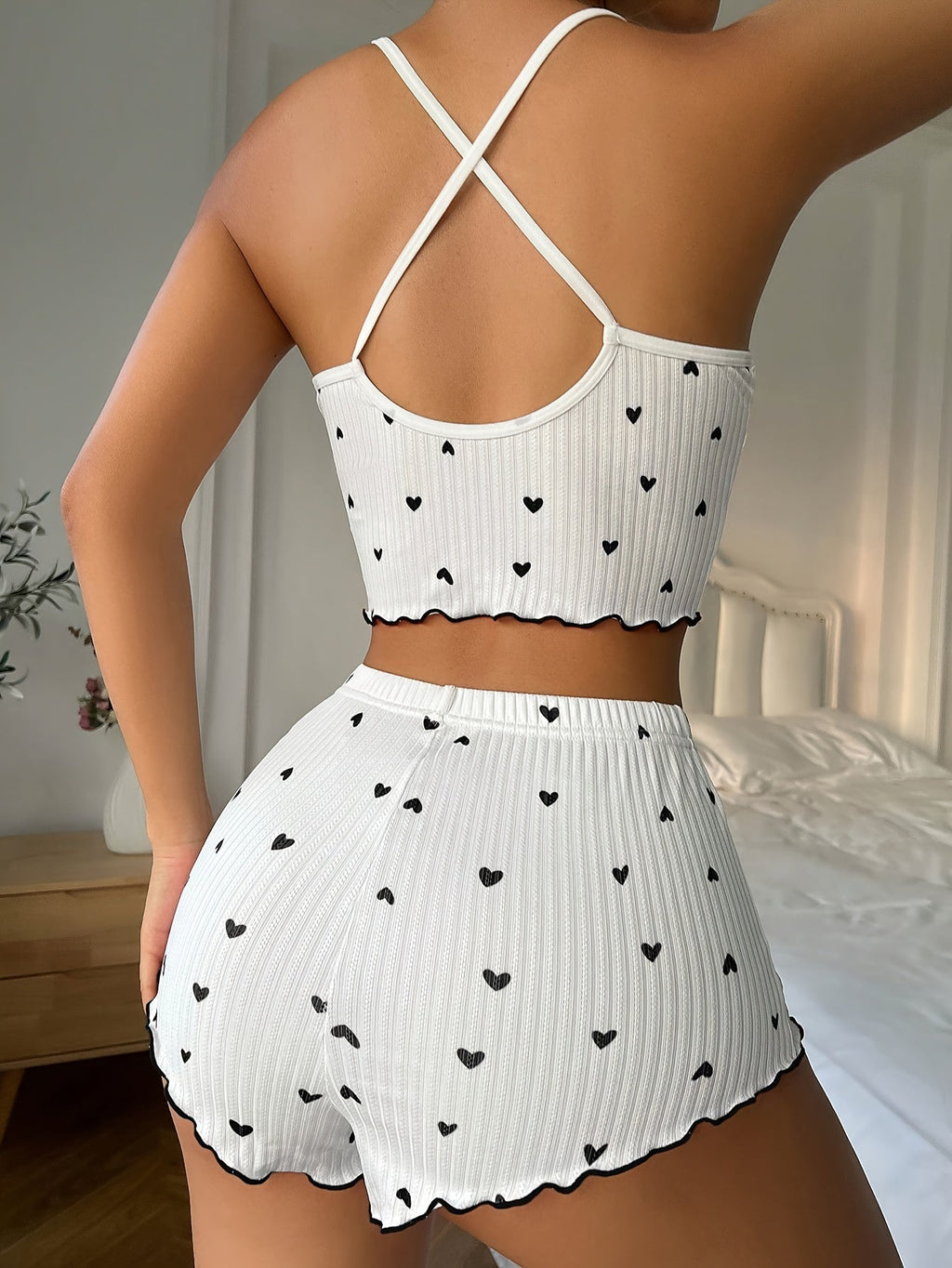 CLAIRE | HEART PRINT RUFFLE TRIM PAJAMA SET Bennet & Stone London
