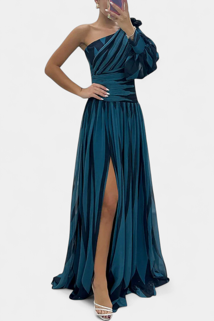 AUBRYZAH | SOPHISTICATED MAXI DRESS Bennet & Stone London