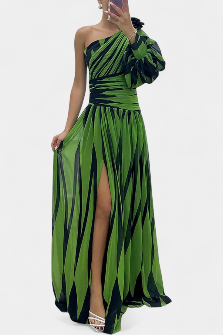 AUBRYZAH | SOPHISTICATED MAXI DRESS Bennet & Stone London
