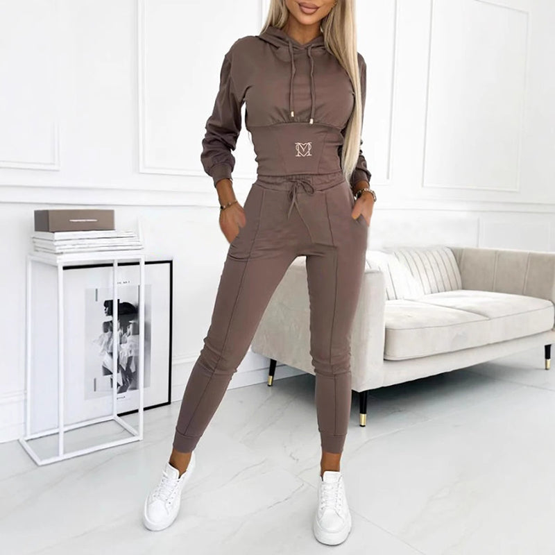 QUINN | ELEGANT AND COMFORTABLE TRACKSUIT Bennet & Stone London